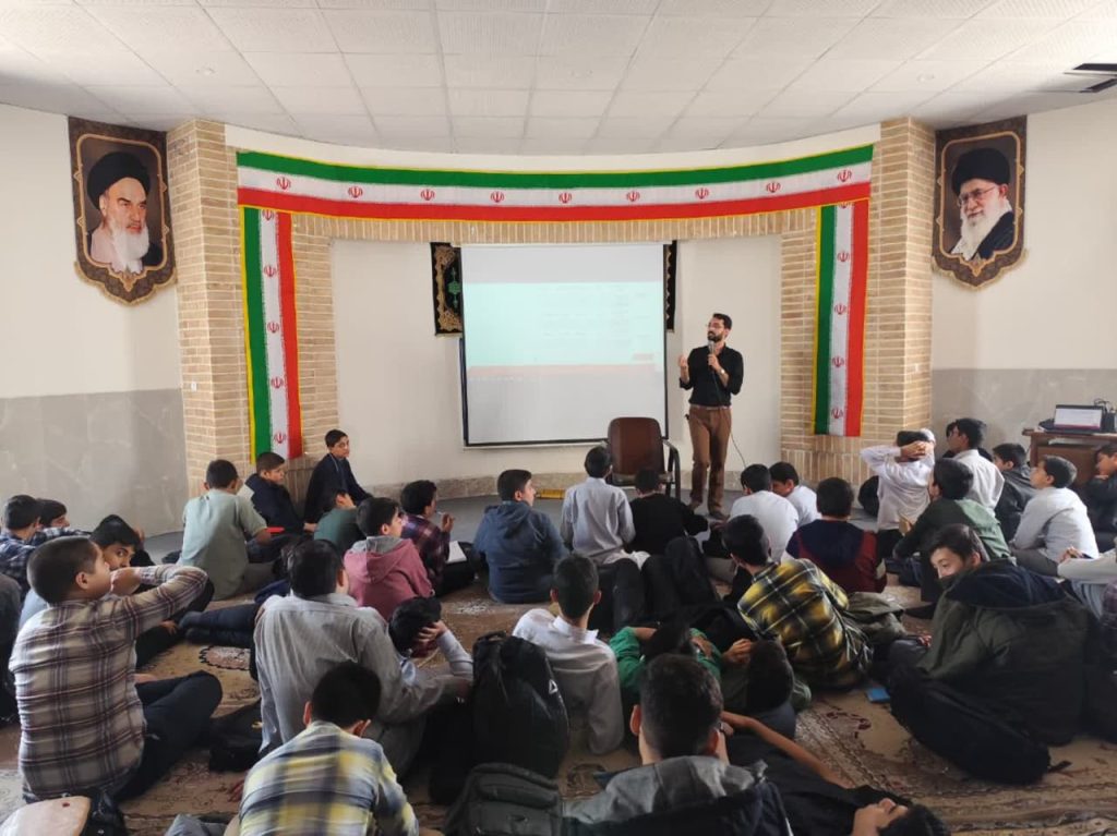 🎓 برگزاری دومین کارگاه هدایت تحصیلی پایه نهم